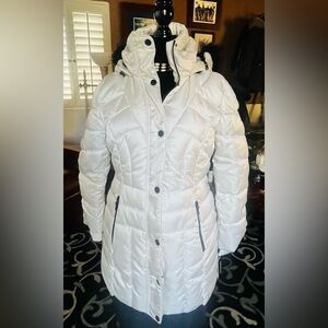 Guess Women's White Quilted Hooded Puffer Coat